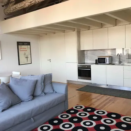S.lazaro Flat